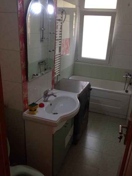 Aleea Cricovul Sarat, Bucuresti, sector 4.